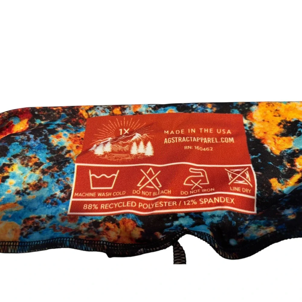 Abstract Apparel Made in USA. All over cosmic print. Size 1X leggings.‎ NWOT Fun